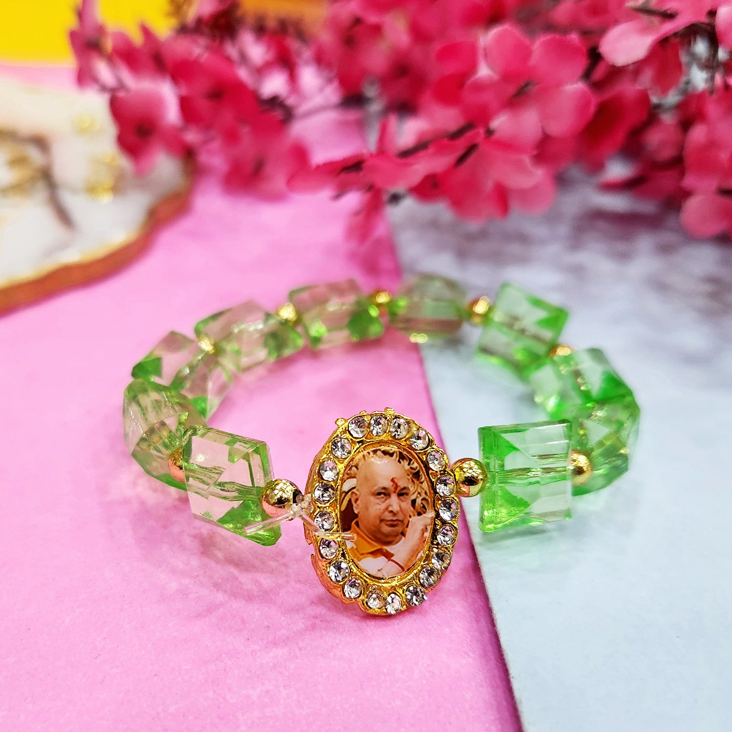 Buy RK Basics Guruji Swaroop Bracelet | Guru Ji Bracelets | Handmade  Stylish Guruji Gemstone Bracelet for Men/Women/Ladies (Green) at Amazon.in